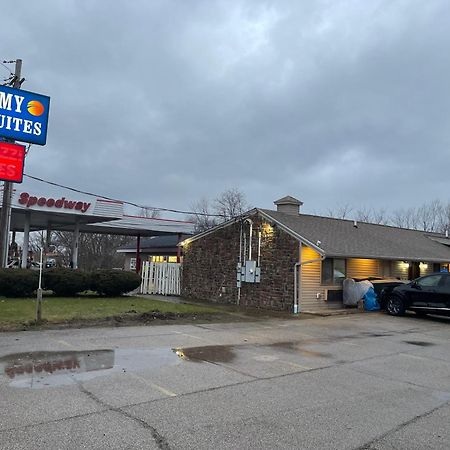Economy Inn & Suites 阿什塔比拉 外观 照片