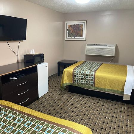 Economy Inn & Suites 阿什塔比拉 外观 照片