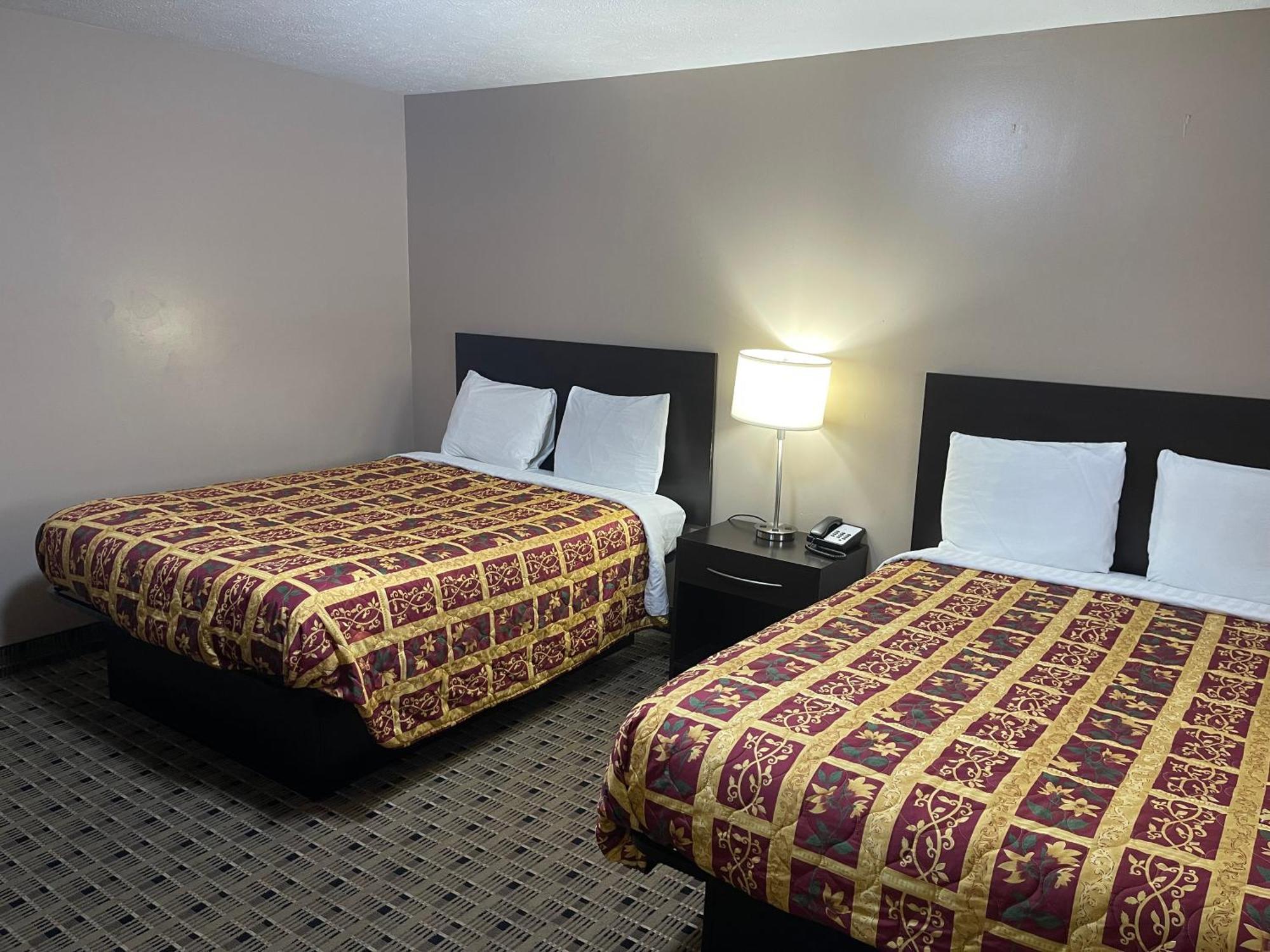 Economy Inn & Suites 阿什塔比拉 外观 照片