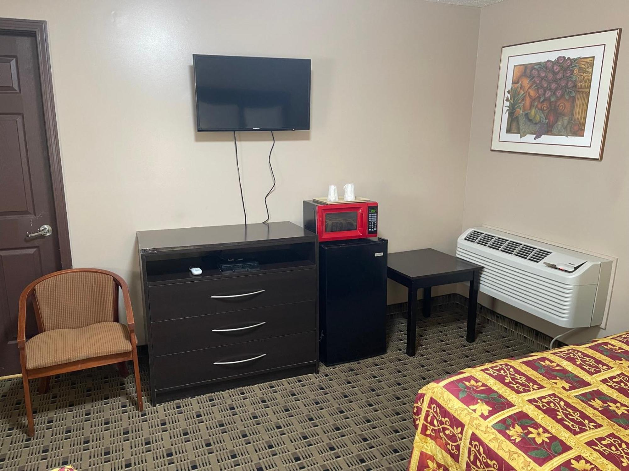 Economy Inn & Suites 阿什塔比拉 外观 照片