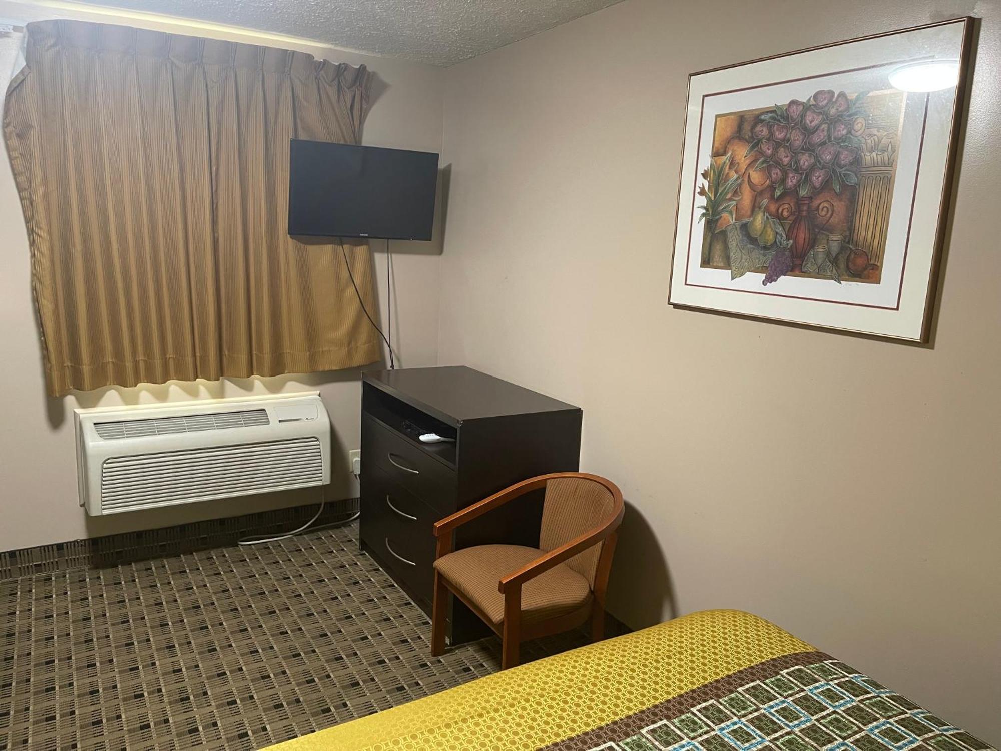 Economy Inn & Suites 阿什塔比拉 外观 照片